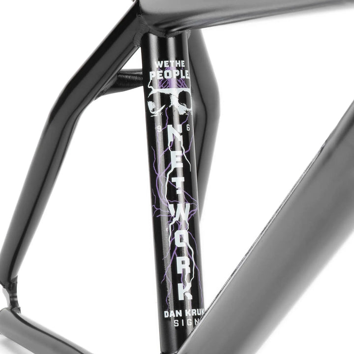 Network Frame "Dan Kruk" Signature