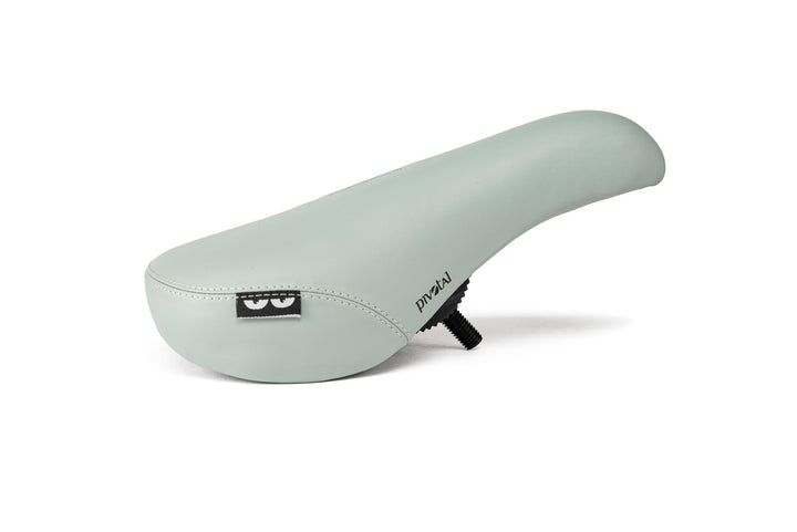 ECLAT VOID PIVOTAL SEAT