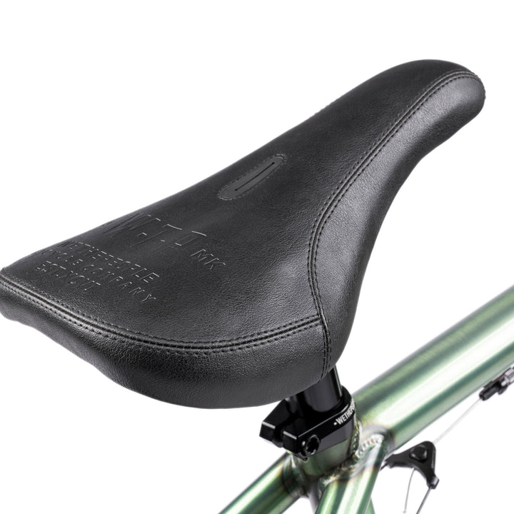 WETHEPEOPLE REVOLVER COMPLETE BIKES