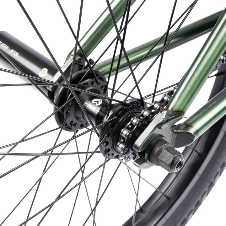 WETHEPEOPLE REVOLVER COMPLETE BIKES