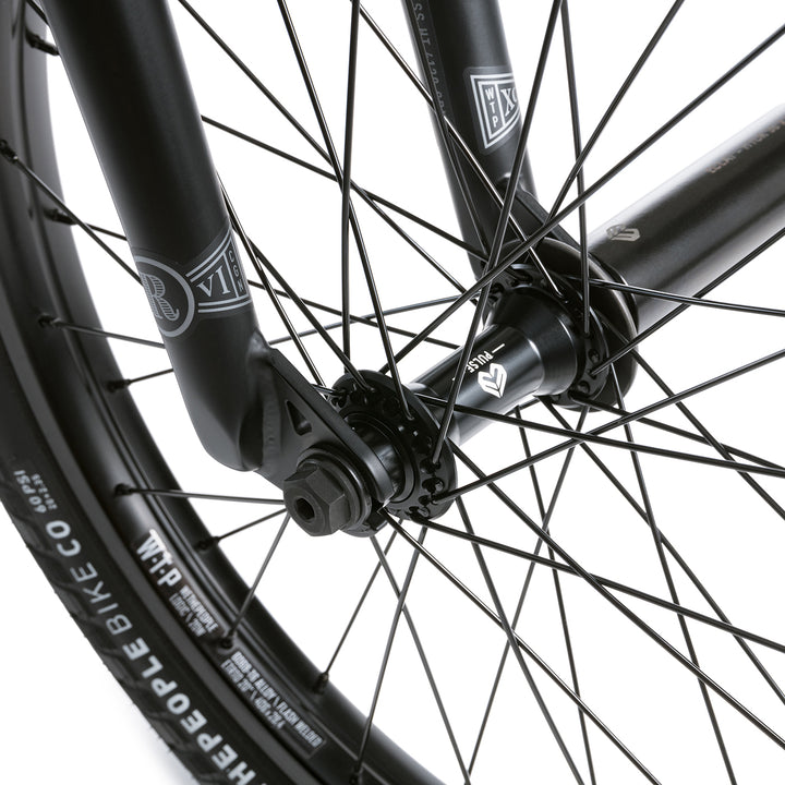 WETHEPEOPLE REVOLVER COMPLETE BIKES