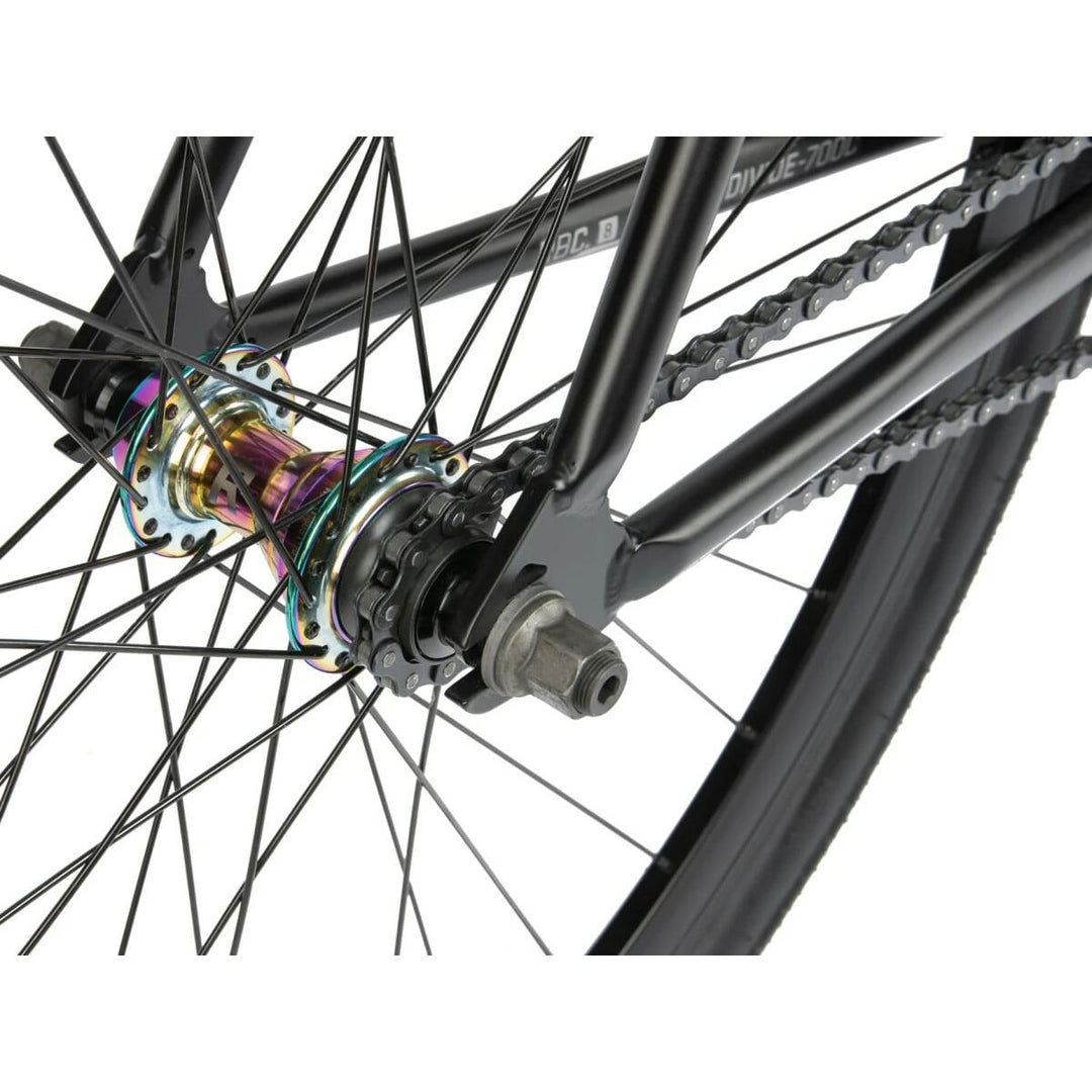 RADIO DIVIDE COMPLETE BIKE