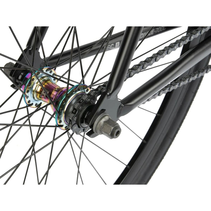 RADIO DIVIDE COMPLETE BIKE