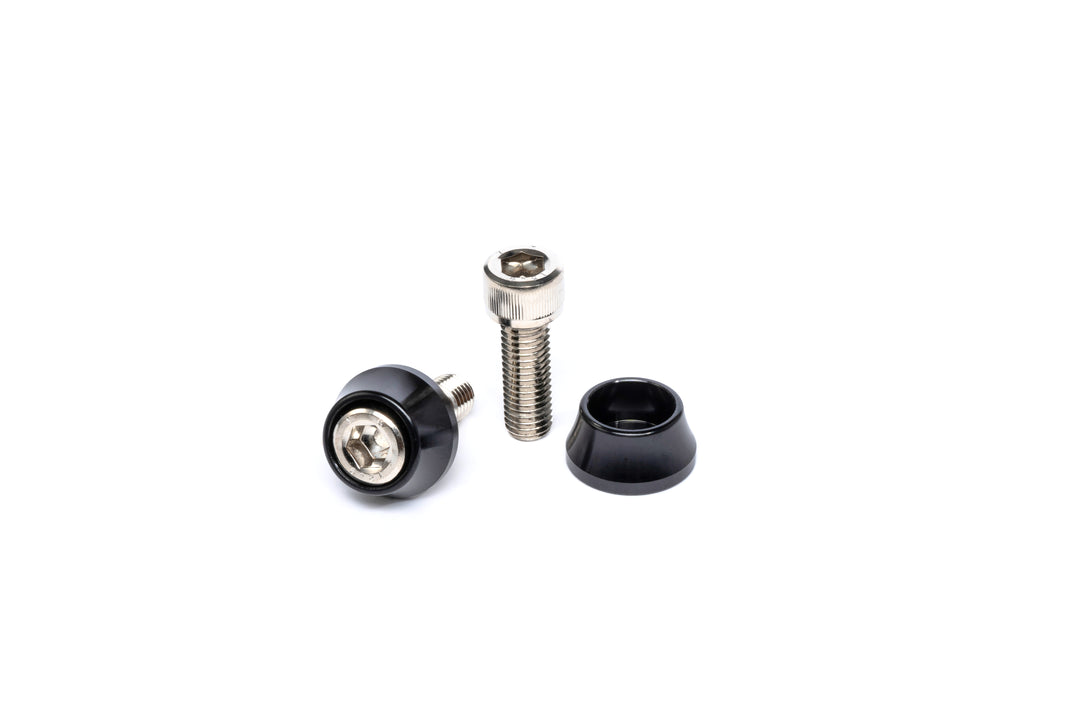 SONAR 135 Rear Hub Female Bolt & Flush Mount Set