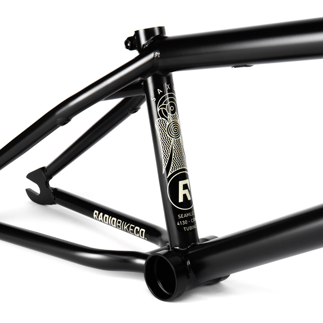 RADIO SAXON FRAME