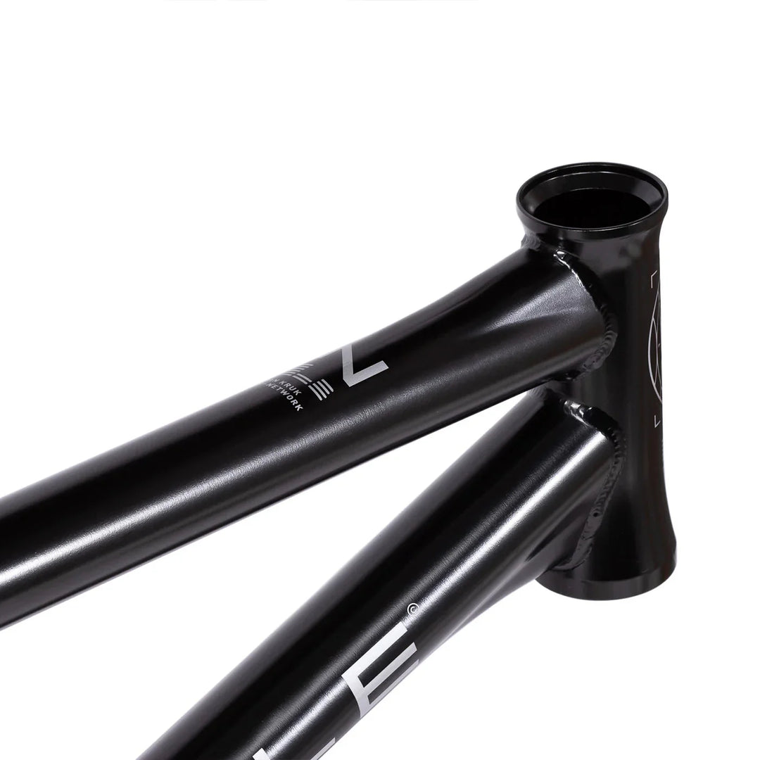 WETHEPEOPLE NETWORK V1 FRAME "DAN KRUK" SIGNATURE