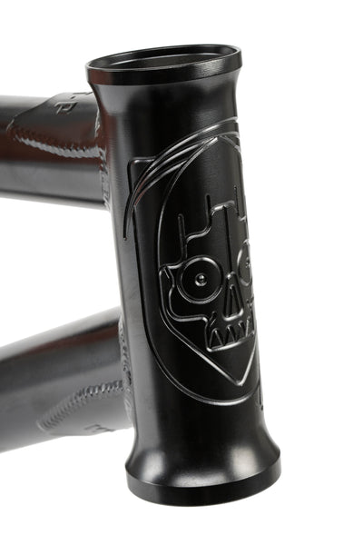 Pathfinder Frame / Felix Prangenberg Signature