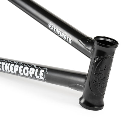 Pathfinder Frame / Felix Prangenberg Signature