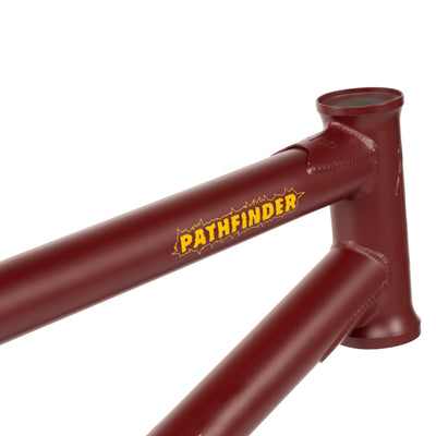 Pathfinder Frame / Felix Prangenberg Signature