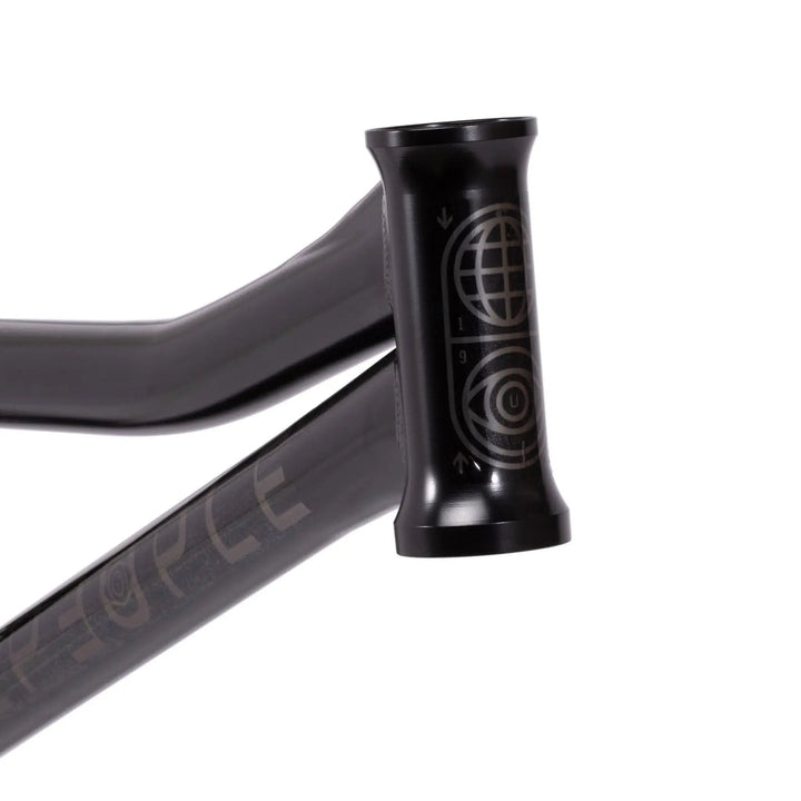 WETHEPEOPLE UTOPIA FRAME