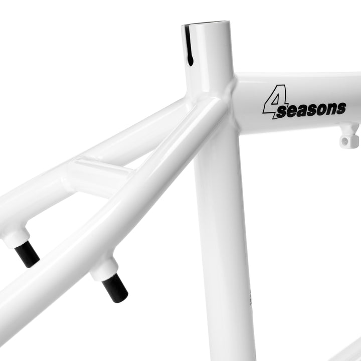 WETHEPEOPLE 4 Seasons Frame