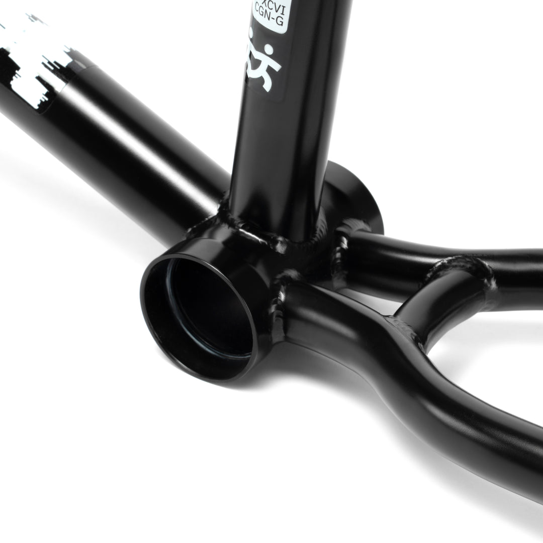 WETHEPEOPLE Global Frame