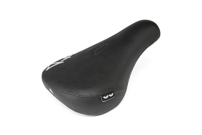 Void Pivotal Seat