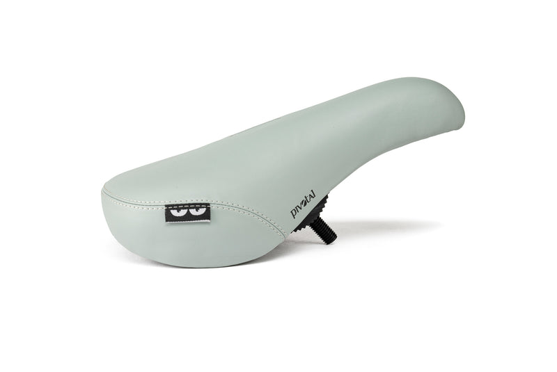 Void Pivotal Seat