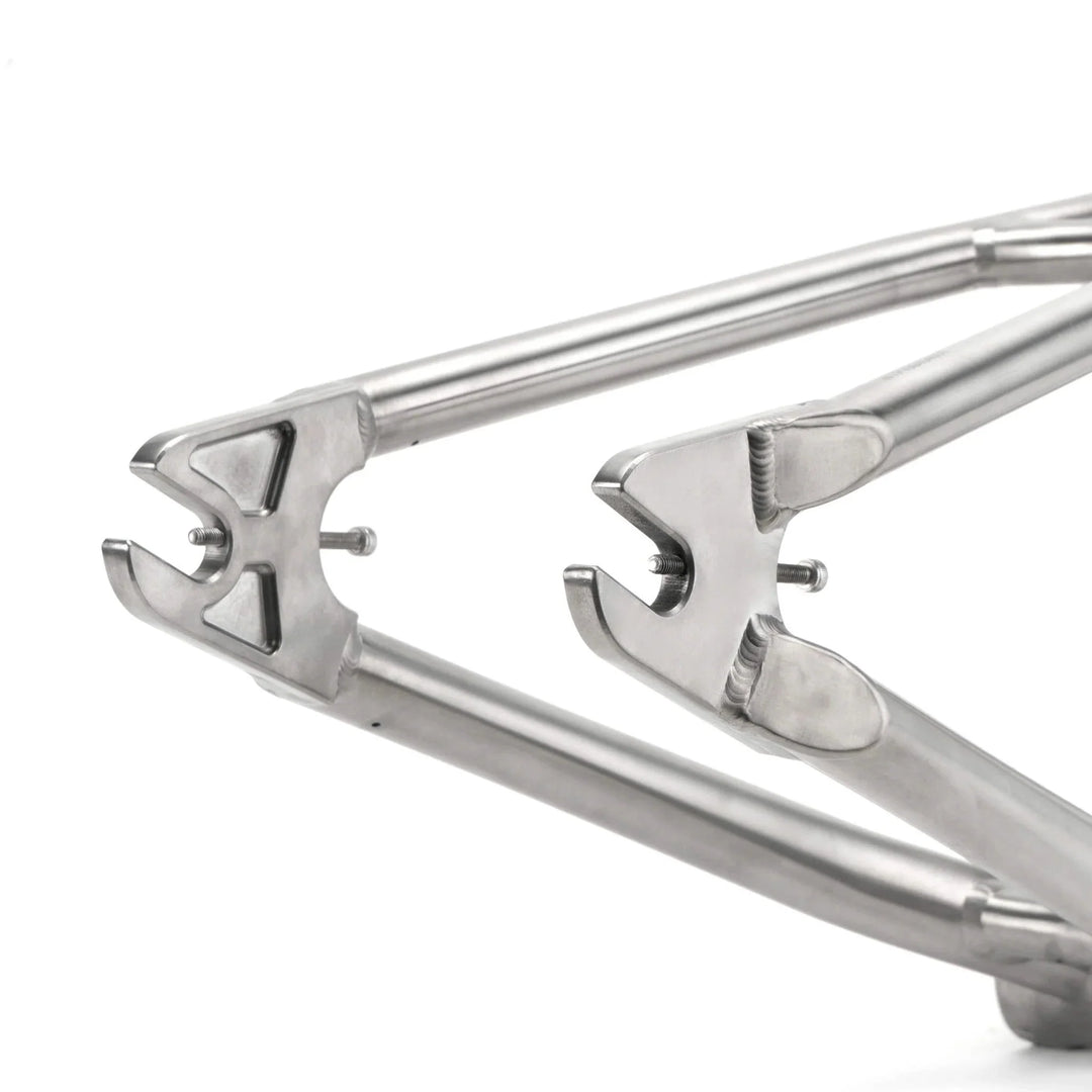 WETHEPEOPLE JACKAL TITANIUM FRAME