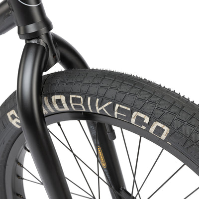 Evol Complete Bike